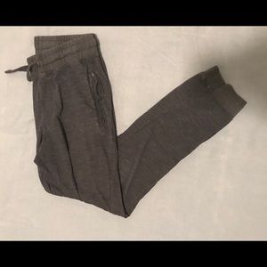 Sovereign Code Los Angeles sweat pants with zipper